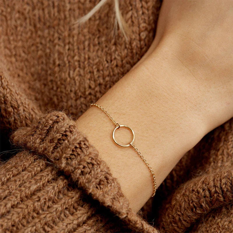 Oona - Hoop Bracelet