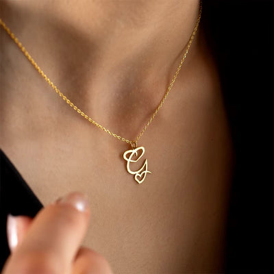 Saphira - Dainty Heart Letter Initial Necklace