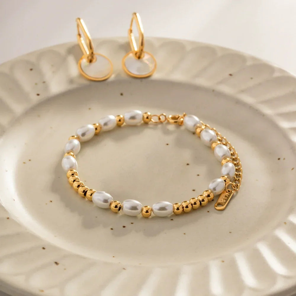 Riley - Freshwater Pearl Bracelet