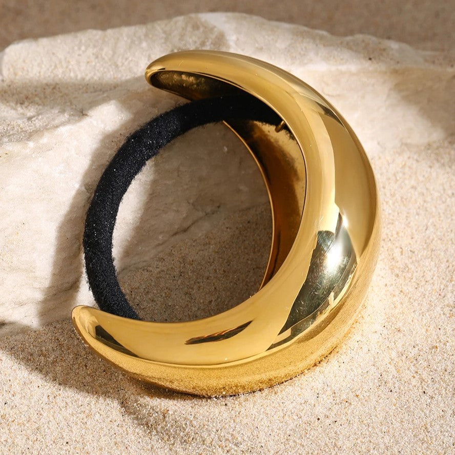 Jamie - Dome Pony Cuff