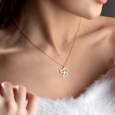 Saphira - Dainty Heart Letter Initial Necklace