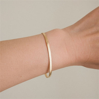 Mara - Bold Herringbone Bracelet