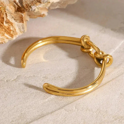 Naomi - Gold Knot Bangle