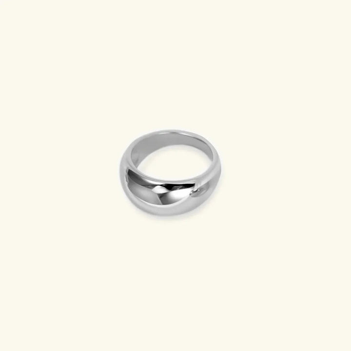 Hilda - Round Ring