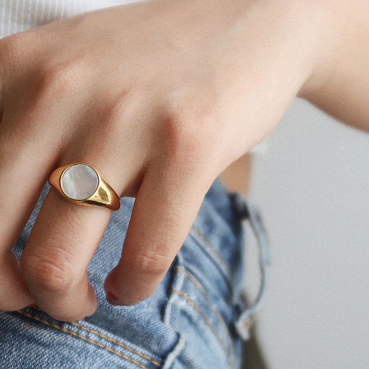 Mariam - Pearl Gold Ring