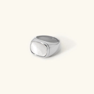Nora - Smooth Shell Gold Ring
