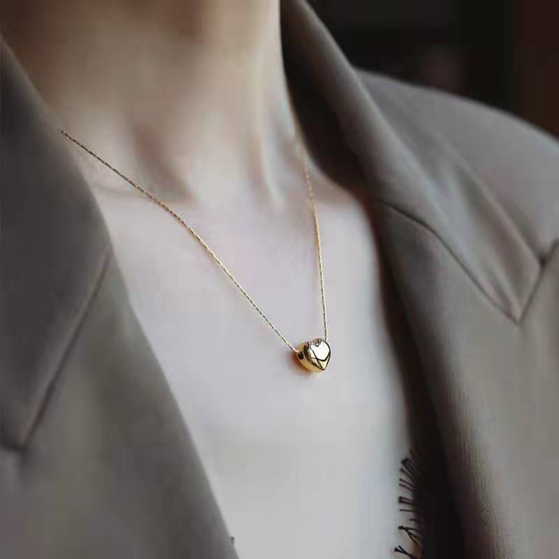 Irene - Gold Heart Necklace