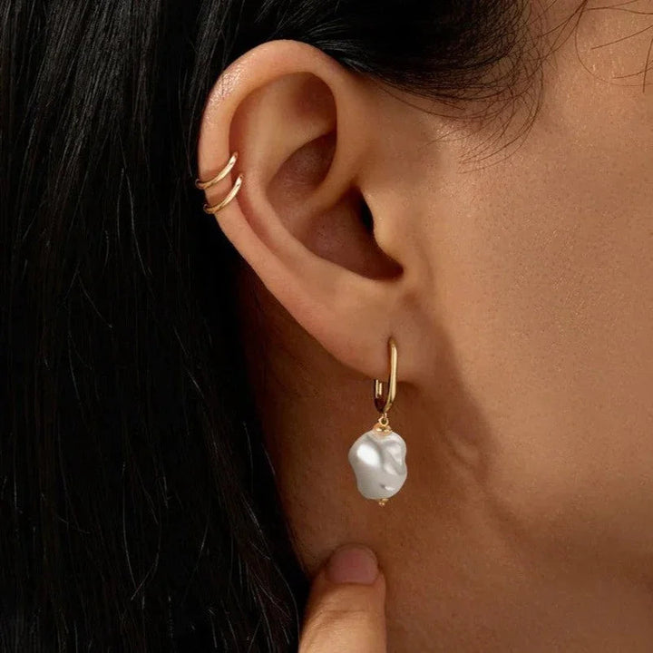 Leanne - Freshwater Pearl Earrings
