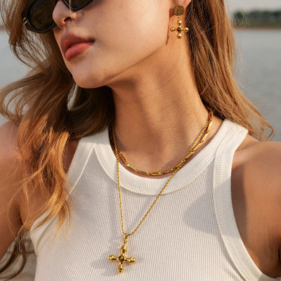 Marina - Gold Symmetrical Necklace