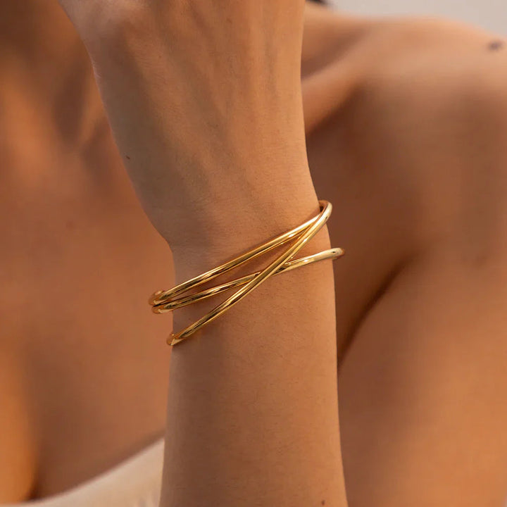 Molly - Twisted Gold Bracelet