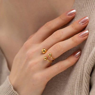 Selma - Orbit Gold Ring