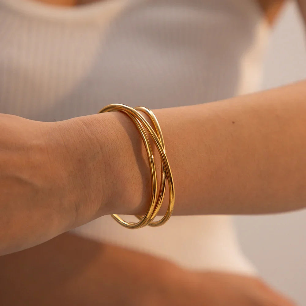 Molly - Twisted Gold Bracelet