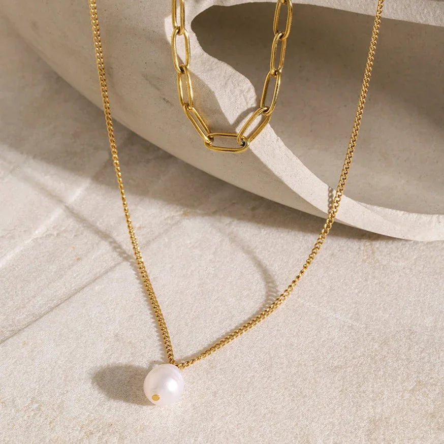 Safiya - Freshwater Pearl Necklace