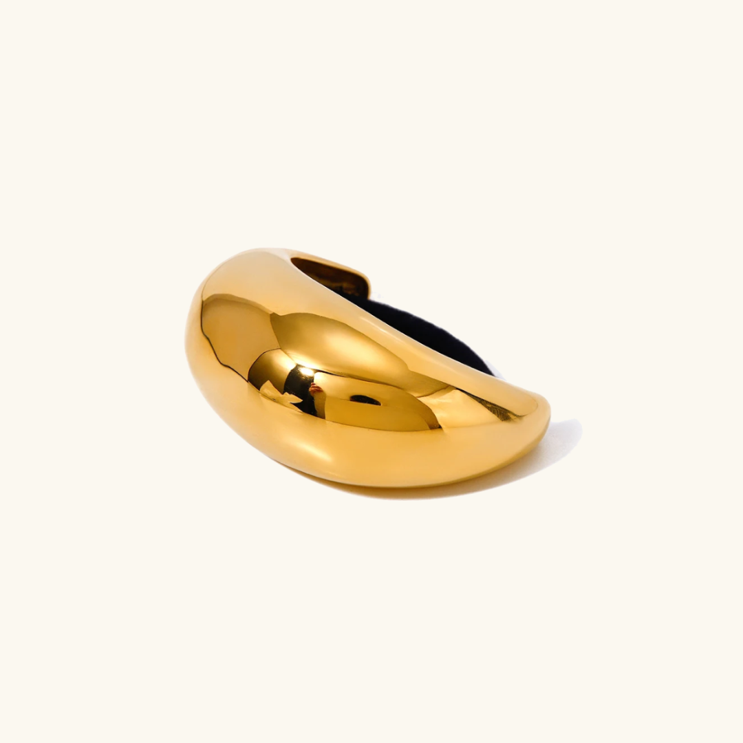 Jamie - Dome Pony Cuff