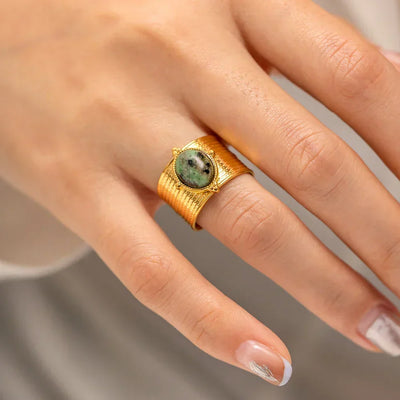 Paisley - Pearl Gold Ring