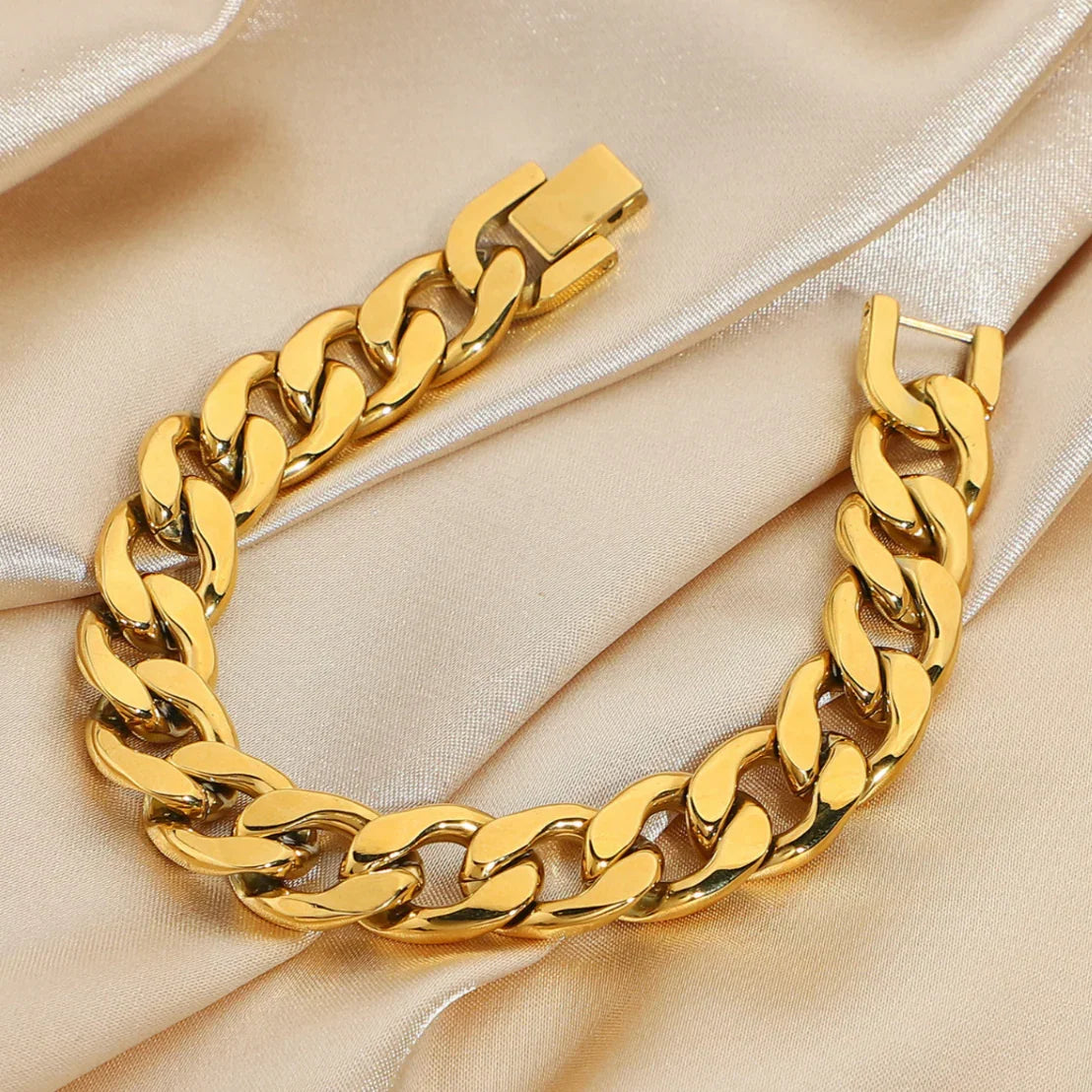 Kayle - Gold Chain Bracelet