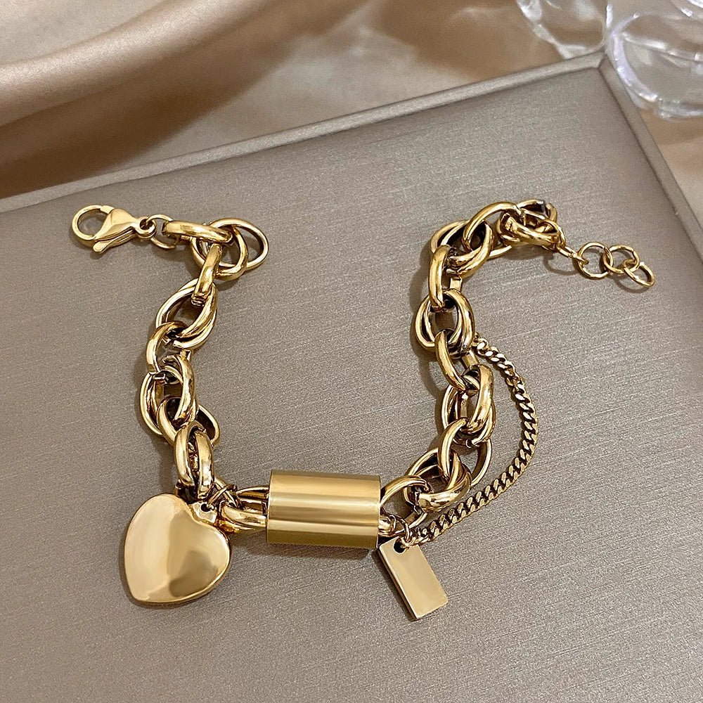 Isla - Chunky Chain Heart Bracelet