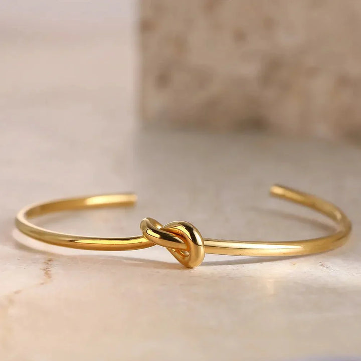 Orlena - Classic Knot Bracelet
