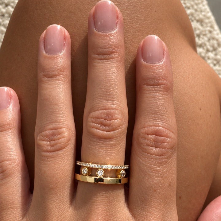 Elara Floating Stones Ring
